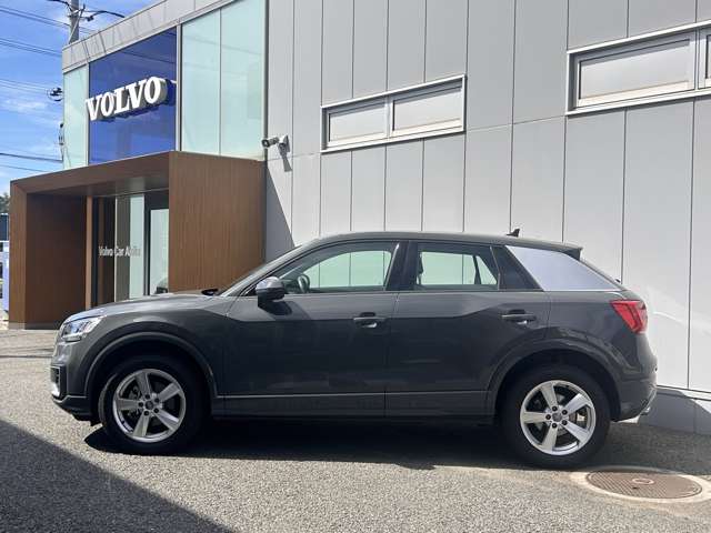 アウディ Ｑ２ ３５　ＴＦＳＩ　シリンダーオンデマンド　スポーツ R1年 (東北) 99