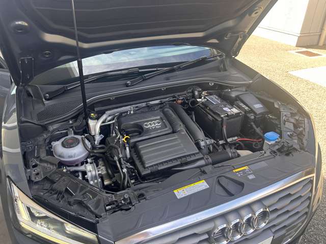 アウディ Ｑ２ ３５　ＴＦＳＩ　シリンダーオンデマンド　スポーツ R1年 (東北) 99