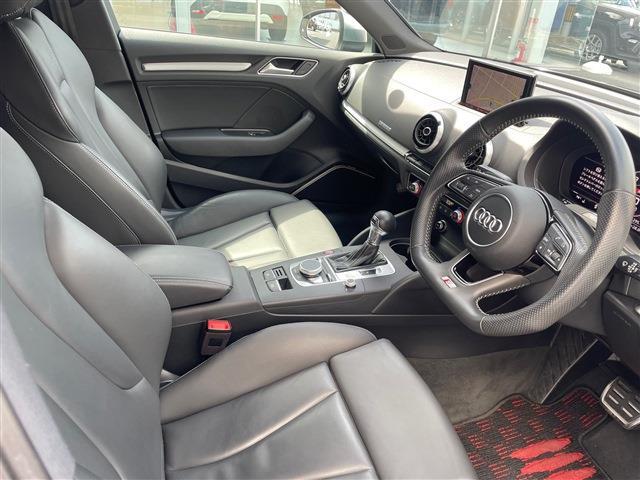 アウディ Ｓ３　スポーツバック ２．０ ４ＷＤ H29年 (東北) 99