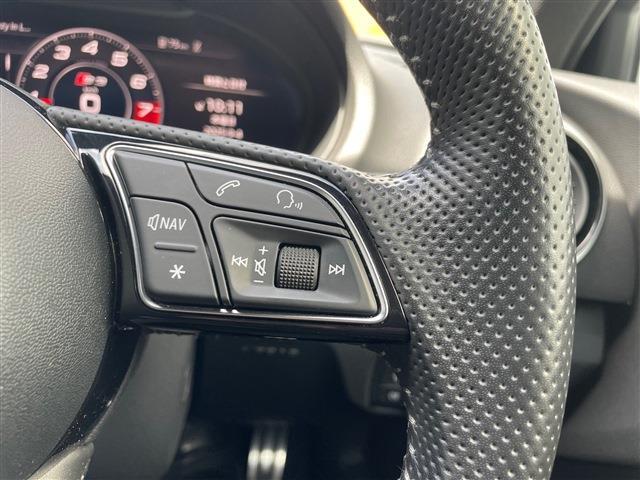 アウディ Ｓ３　スポーツバック ２．０ ４ＷＤ H29年 (東北) 99