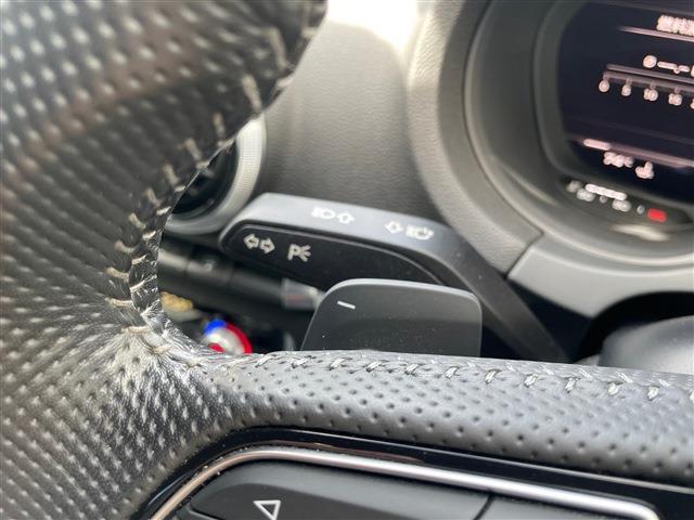 アウディ Ｓ３　スポーツバック ２．０ ４ＷＤ H29年 (東北) 99