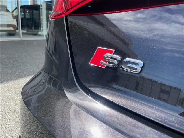 アウディ Ｓ３　スポーツバック ２．０ ４ＷＤ H29年 (東北) 99