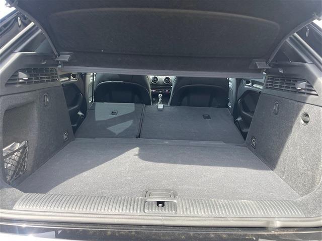 アウディ Ｓ３　スポーツバック ２．０ ４ＷＤ H29年 (東北) 99