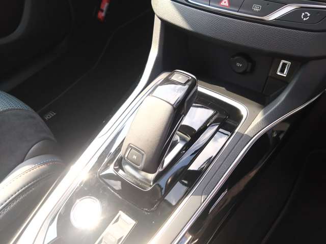 プジョー ３０８ テックパック エディション ブルーＨＤＩ ディーゼルターボ R1年 (東北) 99