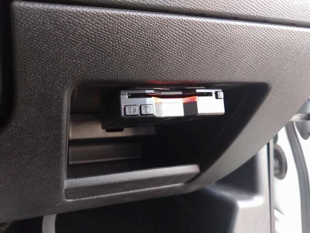 プジョー ３０８ テックパック エディション ブルーＨＤＩ ディーゼルターボ R1年 (東北) 99