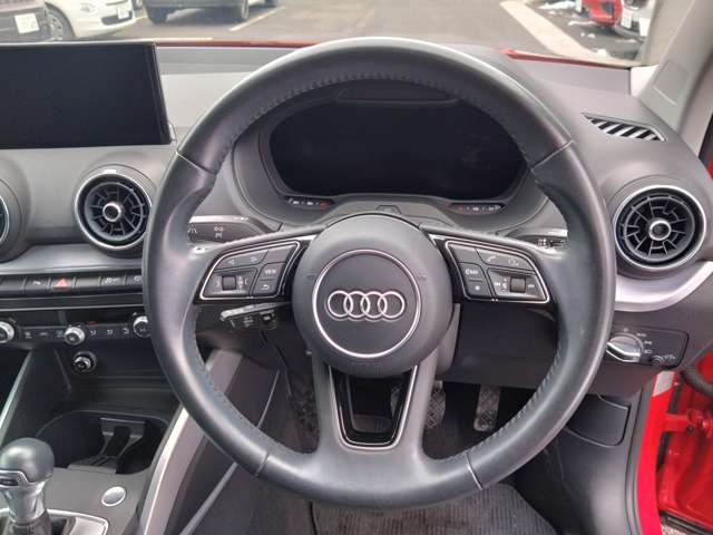 アウディ Ｑ２ １．０　ＴＦＳＩ　スポーツ H29年 (東北) 99