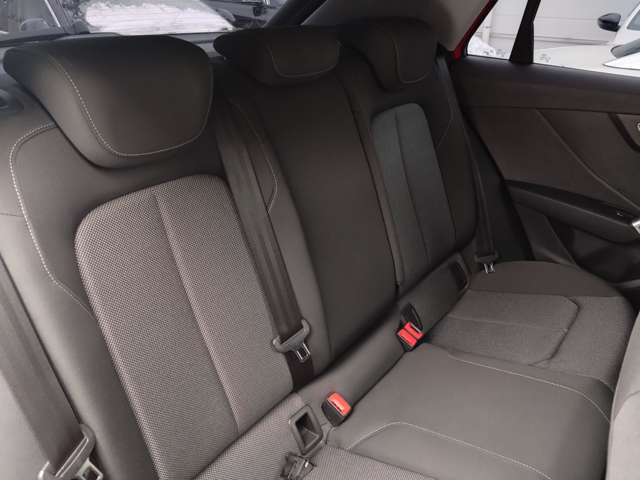 アウディ Ｑ２ １．０　ＴＦＳＩ　スポーツ H29年 (東北) 99