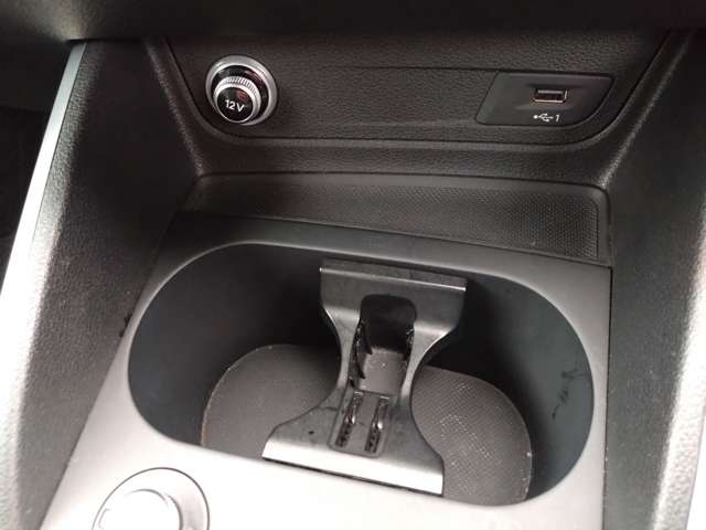 アウディ Ｑ２ １．０　ＴＦＳＩ　スポーツ H29年 (東北) 99