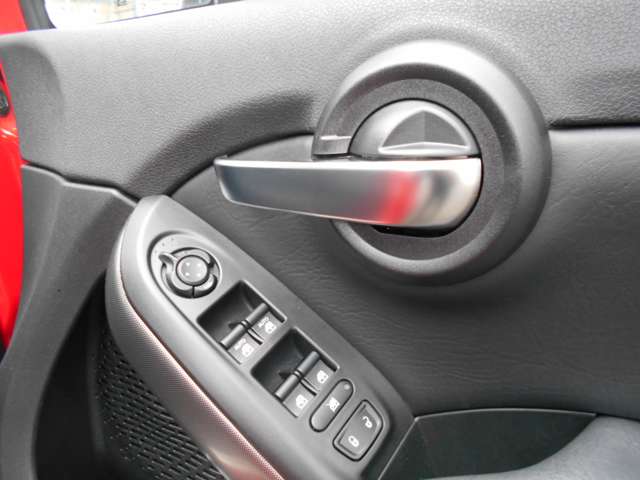 フィアット ５００Ｘ スポーツ R2年 (東北) 99