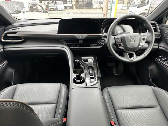 トヨタ クラウン　スポーツ　ハイブリッド ２．５ Ｚ Ｅ－ＦＯＵＲ ４ＷＤ R6年 (東海) 99