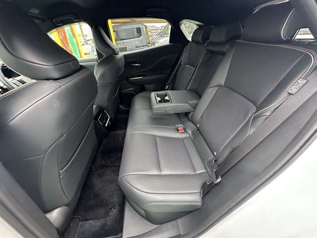 トヨタ クラウン　スポーツ　ハイブリッド ２．５ Ｚ Ｅ－ＦＯＵＲ ４ＷＤ R6年 (東海) 99