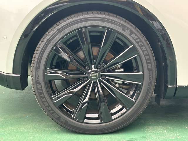 トヨタ クラウン　スポーツ　ハイブリッド ２．５ Ｚ Ｅ－ＦＯＵＲ ４ＷＤ R6年 (東海) 99