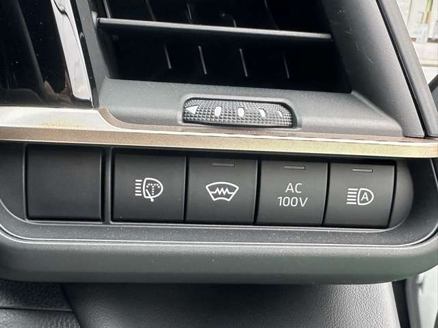 トヨタ クラウン　スポーツ　ハイブリッド ２．５ Ｚ Ｅ－ＦＯＵＲ ４ＷＤ R6年 (東海) 99