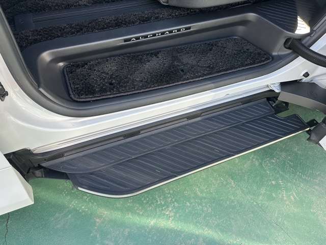 トヨタ アルファード　ハイブリッド ハイブリッド ２．５ Ｚ R6年 (東海) 99