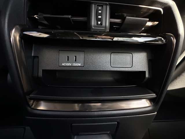 トヨタ アルファード　ハイブリッド ハイブリッド ２．５ Ｚ R6年 (東海) 99