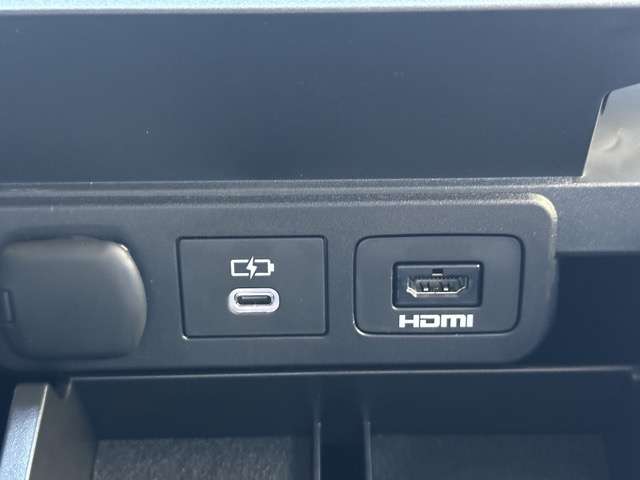 トヨタ アルファード　ハイブリッド ハイブリッド ２．５ Ｚ R6年 (東海) 99