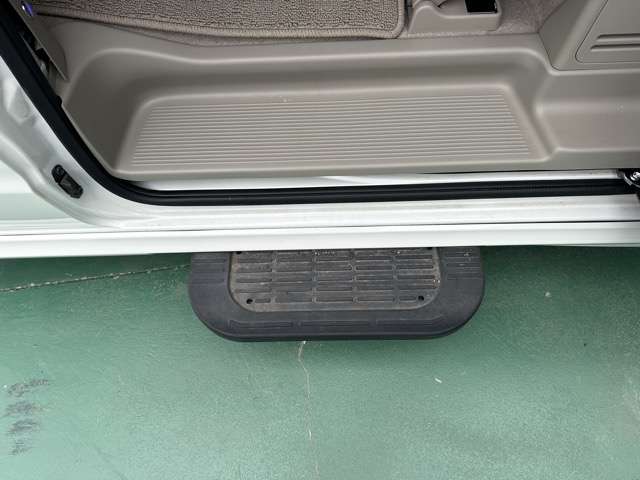 スズキ エブリイワゴン ６６０ ＰＺターボスペシャル ハイルーフ R5年 (東海) 99