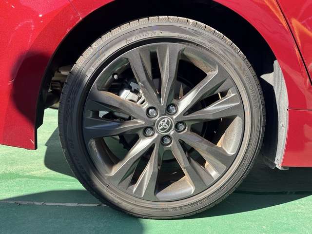 トヨタ カローラ　ツーリング　ハイブリッド １．８ ハイブリッド ＷＸＢ R5年 (東海) 99