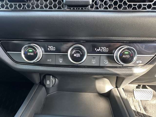 ホンダ ＺＲ−Ｖ １．５ Ｘ R4年 (東海) 99