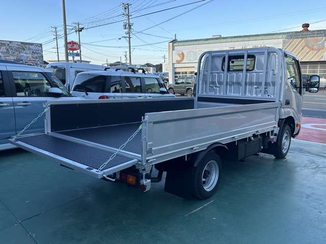 トヨタ ダイナ ２．０ ロング ジャストロー R7年 (東海) 99