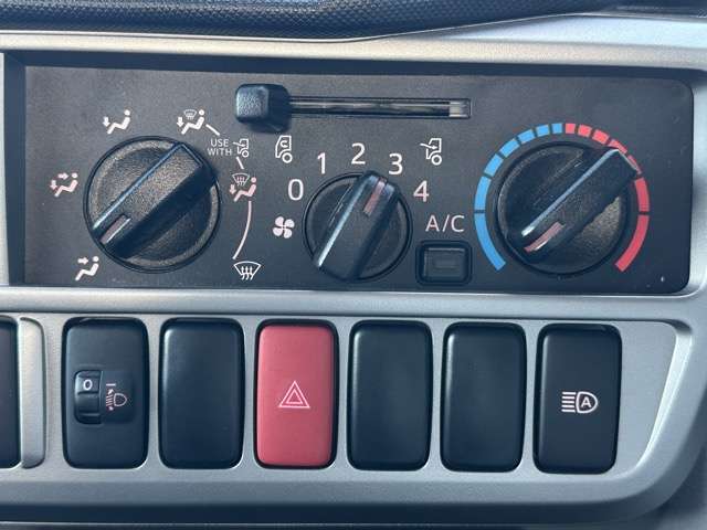 トヨタ ダイナ ２．０ ロング ジャストロー R7年 (東海) 99