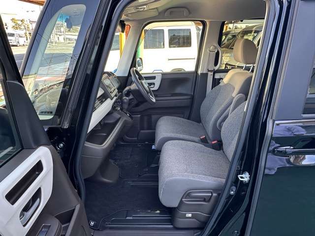 ホンダ Ｎ　ＢＯＸ ６６０ ＥＸ R5年 (東海) 99