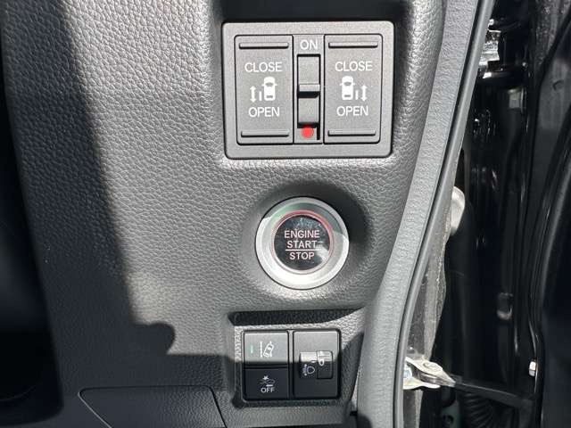 ホンダ Ｎ　ＢＯＸ カスタム ６６０ Ｌ R5年 (東海) 99