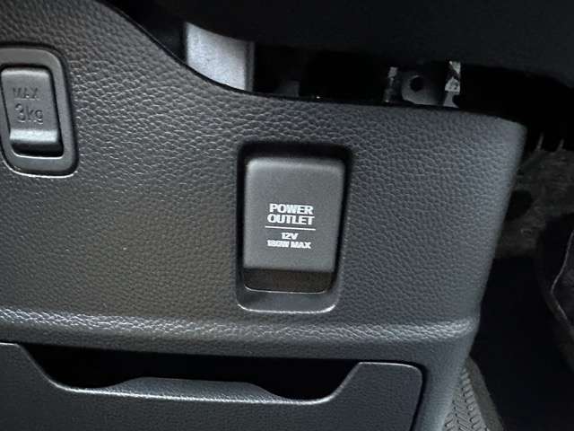 ホンダ Ｎ　ＢＯＸ カスタム ６６０ Ｌ R5年 (東海) 99