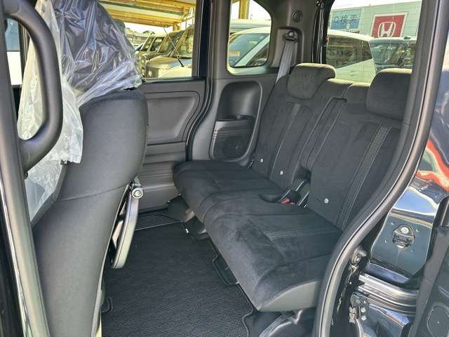 ホンダ Ｎ　ＢＯＸ カスタム ６６０ Ｌ R4年 (東海) 99