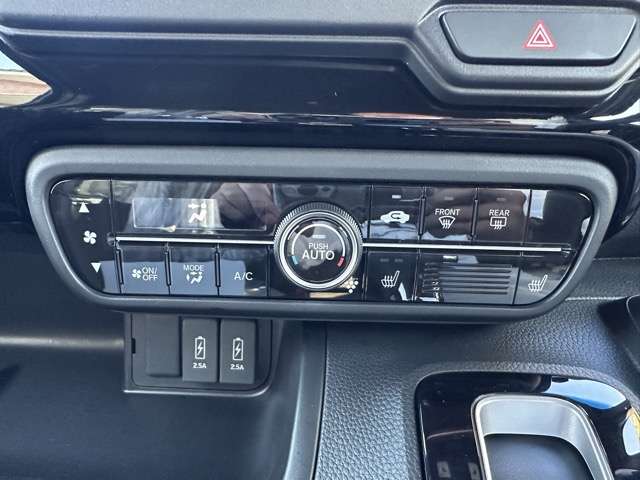 ホンダ Ｎ　ＢＯＸ カスタム ６６０ Ｌ R4年 (東海) 99