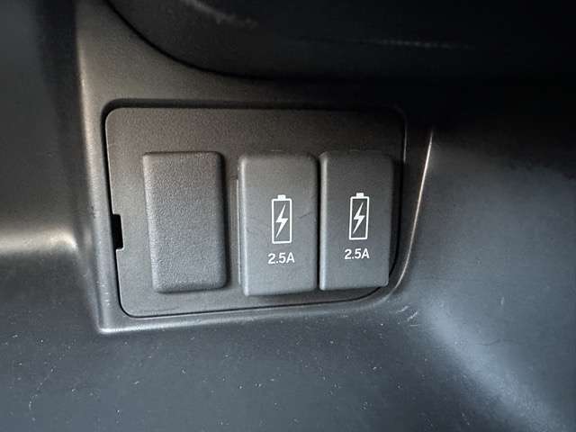 ホンダ Ｎ　ＢＯＸ カスタム ６６０ Ｌ R4年 (東海) 99