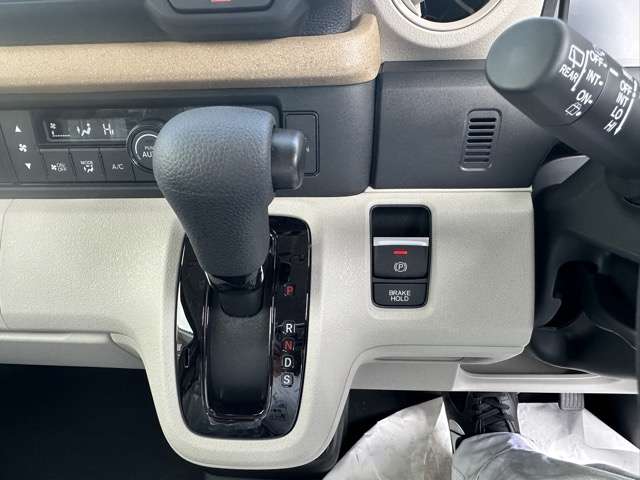 ホンダ Ｎ　ＢＯＸ ６６０ ファッションスタイル ２トーン R7年 (東海) 99