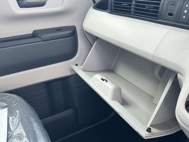 ホンダ Ｎ　ＢＯＸ ６６０ ファッションスタイル ２トーン R7年 (東海) 99