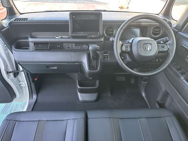 ホンダ Ｎ　ＢＯＸ カスタム ６６０ ターボ コーディネートスタイル ２トーン R7年 (東海) 99