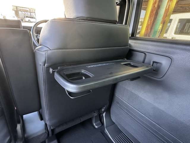 ホンダ Ｎ　ＢＯＸ カスタム ６６０ ターボ コーディネートスタイル ２トーン R7年 (東海) 99