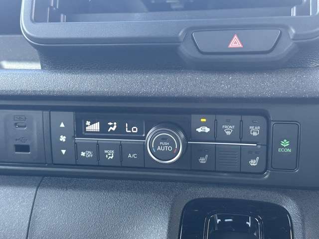 ホンダ Ｎ　ＢＯＸ カスタム ６６０ ターボ コーディネートスタイル ２トーン R7年 (東海) 99