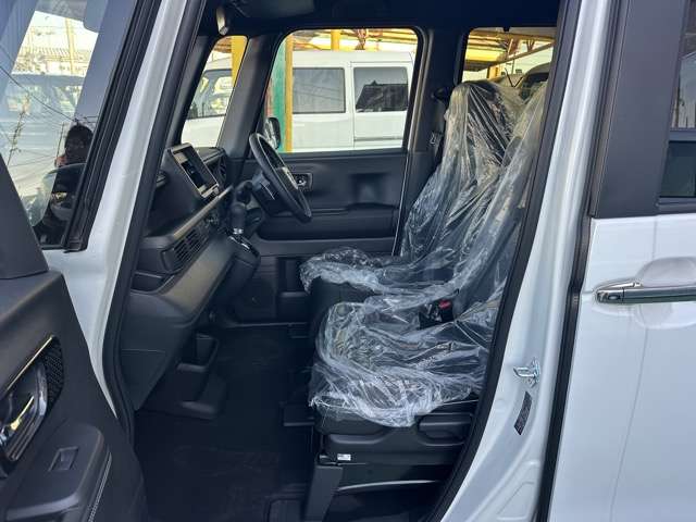 ホンダ Ｎ　ＢＯＸ カスタム ６６０ ターボ コーディネートスタイル ２トーン R7年 (東海) 99