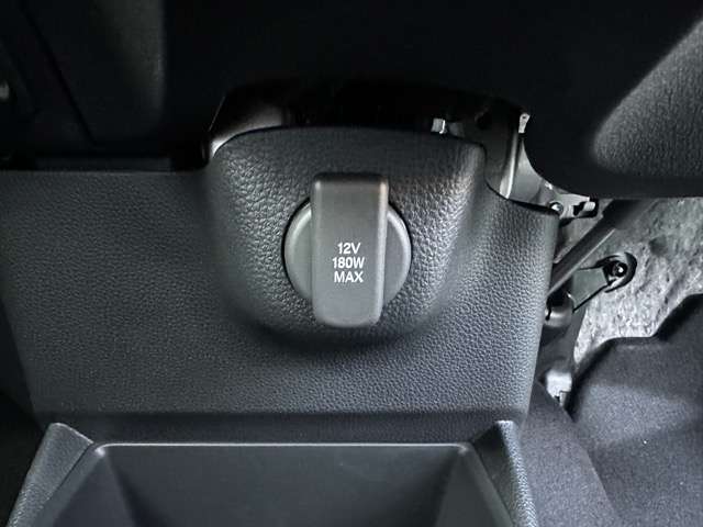 ホンダ Ｎ　ＢＯＸ カスタム ６６０ ターボ コーディネートスタイル ２トーン R7年 (東海) 99