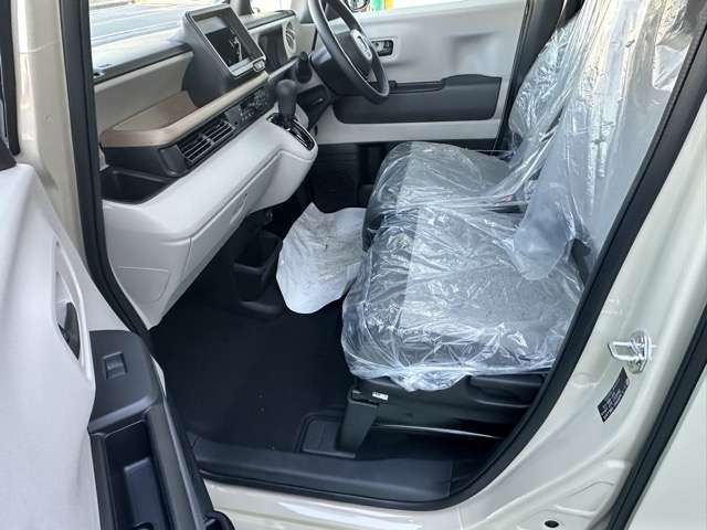 ホンダ Ｎ　ＢＯＸ ６６０ ファッションスタイル ２トーン R7年 (東海) 99