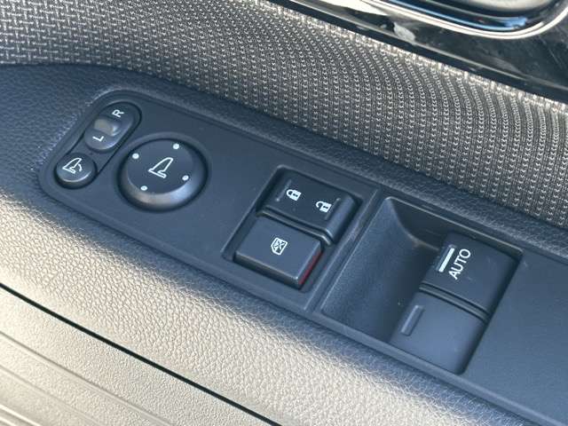 ホンダ Ｎ−ＶＡＮ ６６０ ファン ４ＷＤ R7年 (東海) 99