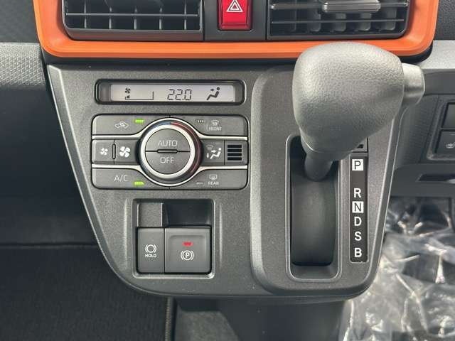 ダイハツ タント ６６０ ファンクロス R7年 (東海) 99