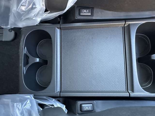 三菱 デリカ　Ｄ：５ ２．２ Ｐ ディーゼルターボ ４ＷＤ R6年 (東海) 99