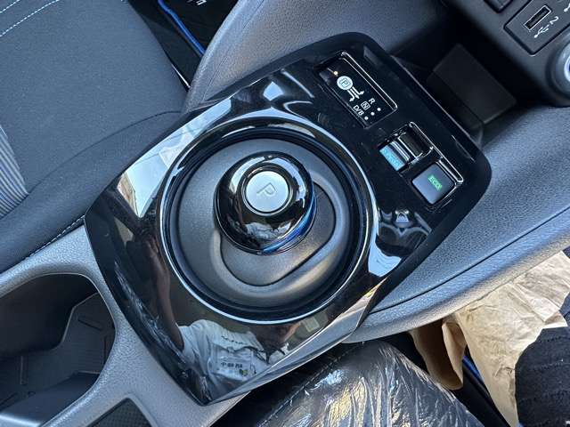 日産 リーフ Ｘ R6年 (東海) 99