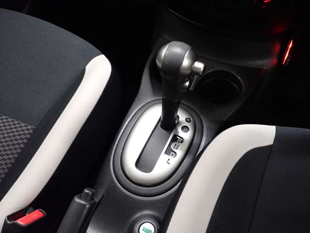 日産 ノート １．２ Ｘ ＤＩＧ－Ｓ H29年 (関東) 99