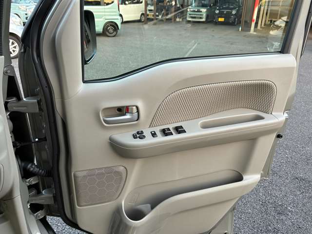 スズキ エブリイワゴン ６６０ ＰＺターボスペシャル ハイルーフ R7年 (関東) 99