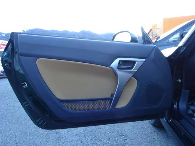 ダイハツ コペン セロ ６６０ H30年 () 99