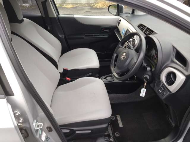 トヨタ ヴィッツ １．０ Ｆ H23年 (甲信越・北陸) 99