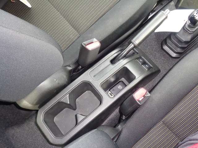 スズキ ジムニー ６６０ ＸＣ ４ＷＤ R4年 (中国) 99