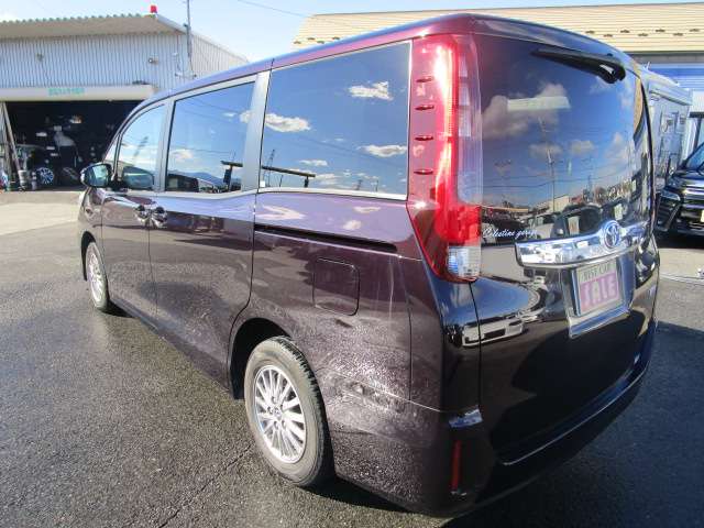 トヨタ ノア １．８ ハイブリッド Ｇ H26年 (関東) 99