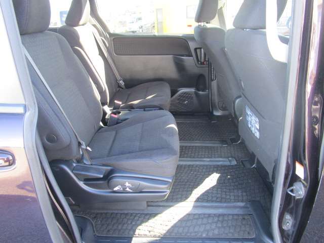 トヨタ ノア １．８ ハイブリッド Ｇ H26年 (関東) 99